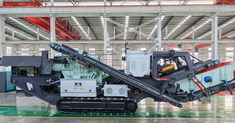 Mobile crushing plant 6